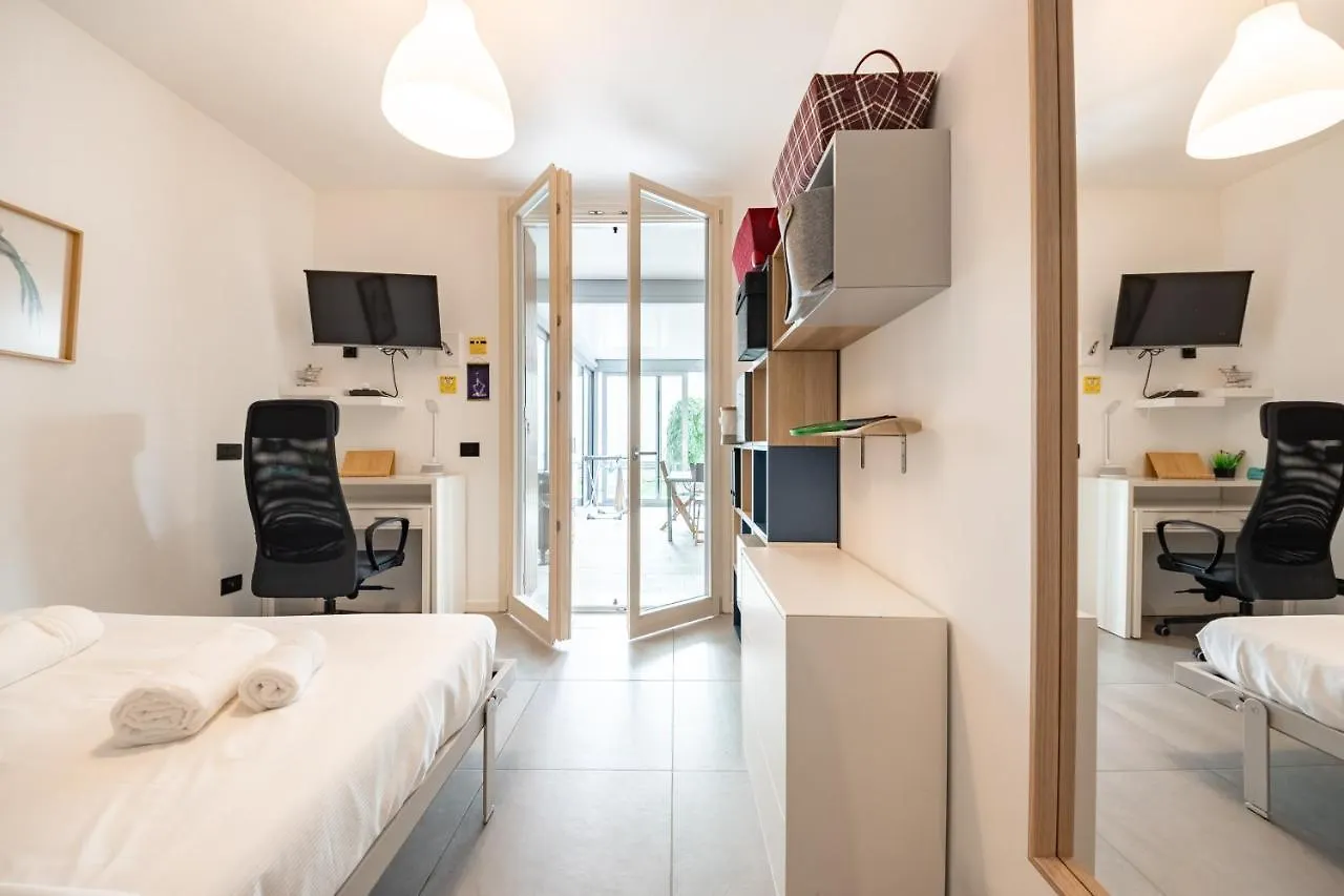 Renovated Apt With Garden & Veranda! Milan 0*,  Italy